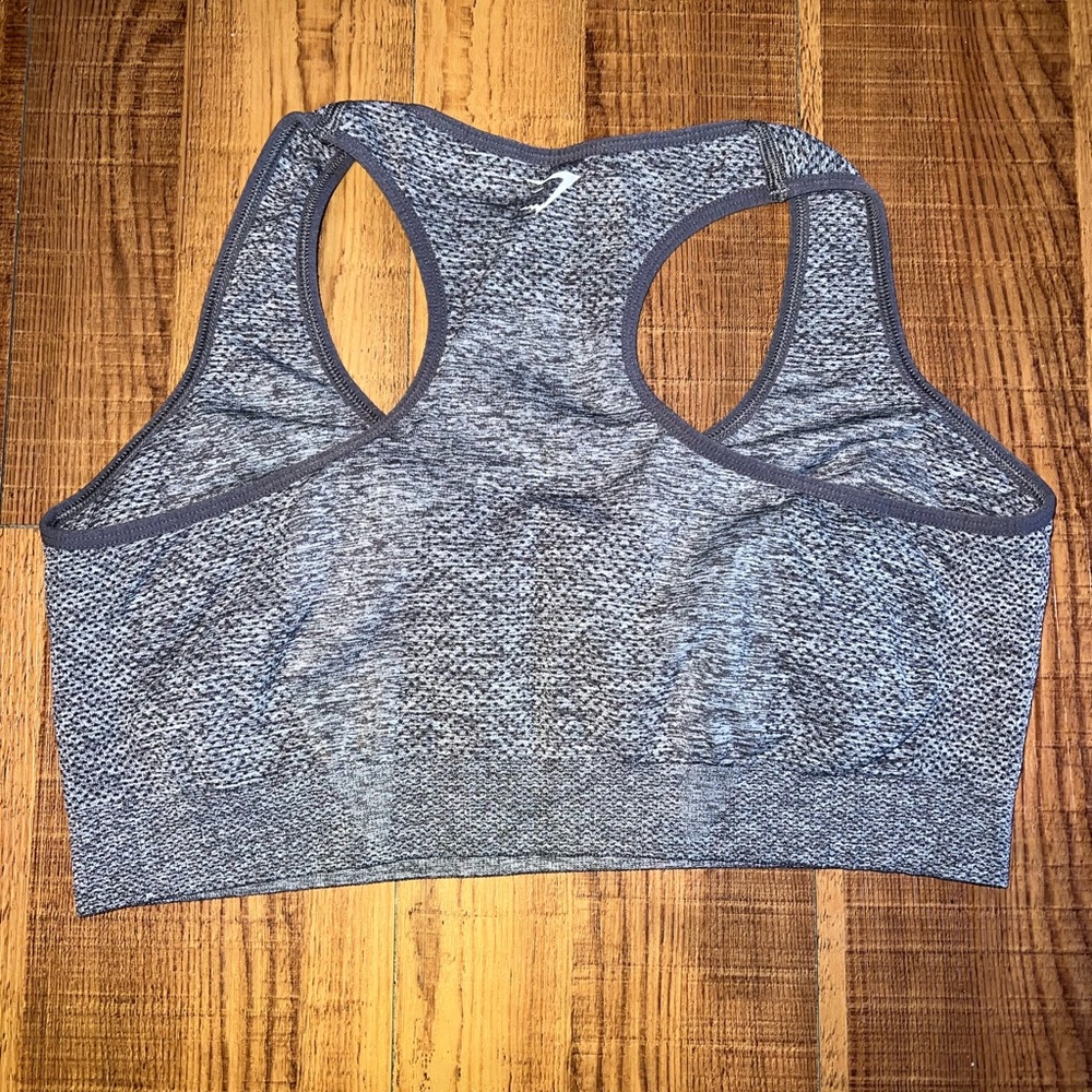 Gymshark Heather Gray Seamless Racerback Sports Bra - Picture 2 of 2